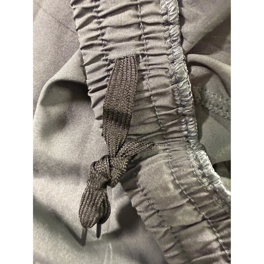 HMIYA Athletic Shorts Men XL Gray Zipper Pockets Mesh Panels Workout Gym